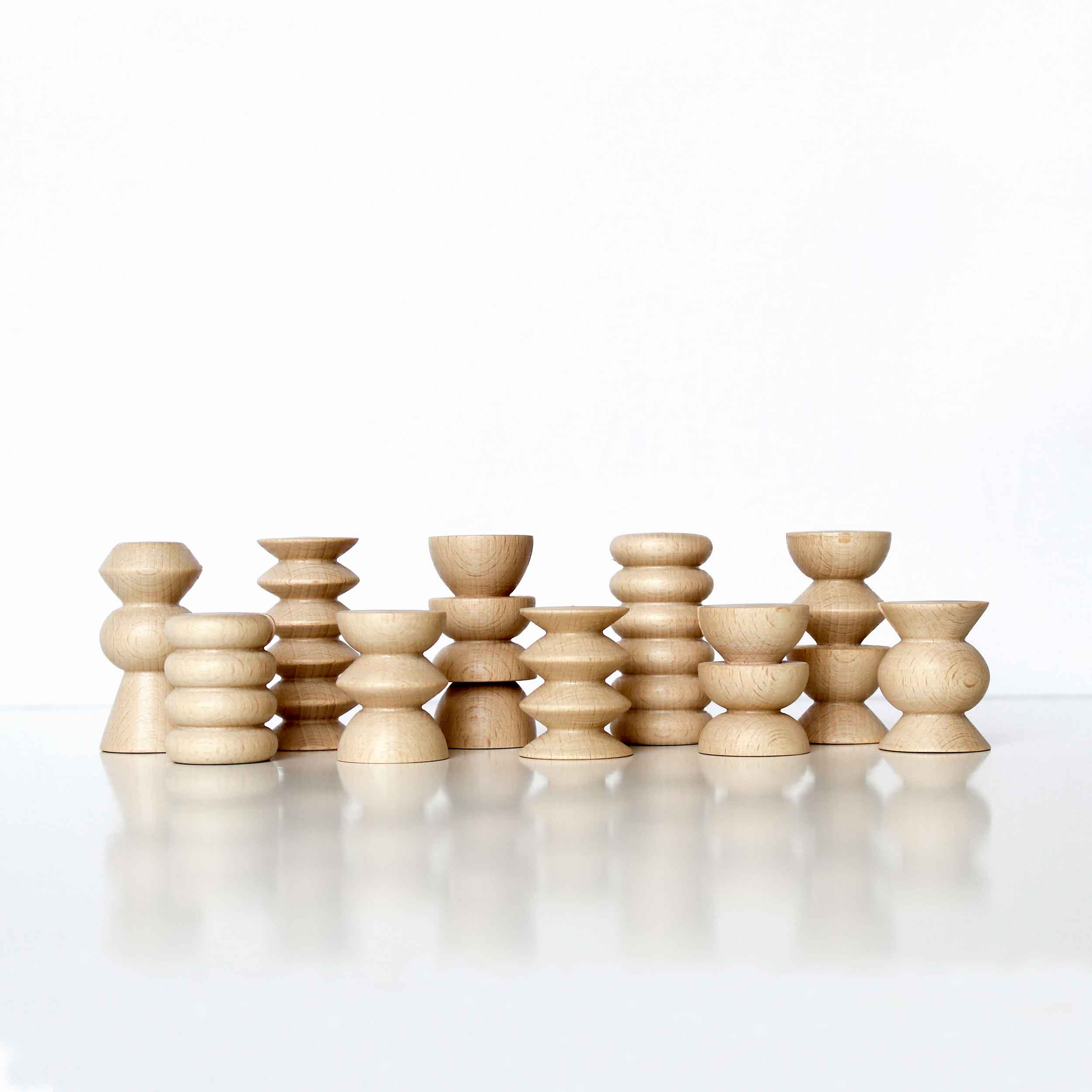 Totem Family - 10 Picture / Postcard Stands